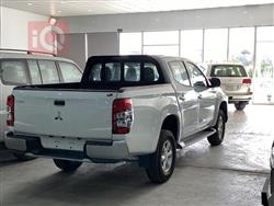 میتسوبیشی L200